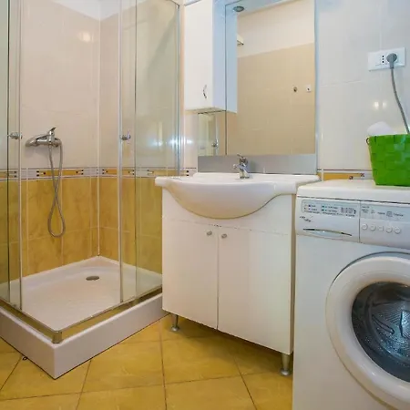 Appartement Moderne In Mit Garten Und Terrasse - B57089 Poreč
