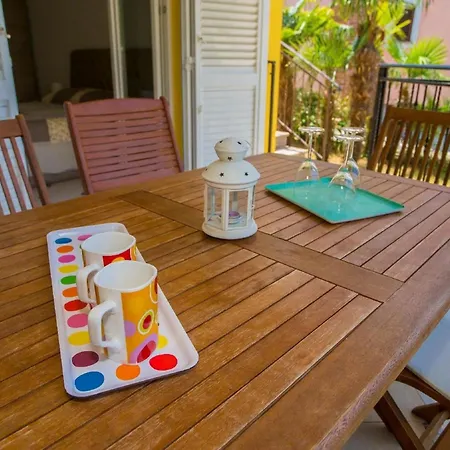 Apartment Moderne In Mit Garten Und Terrasse - B57089 Poreč